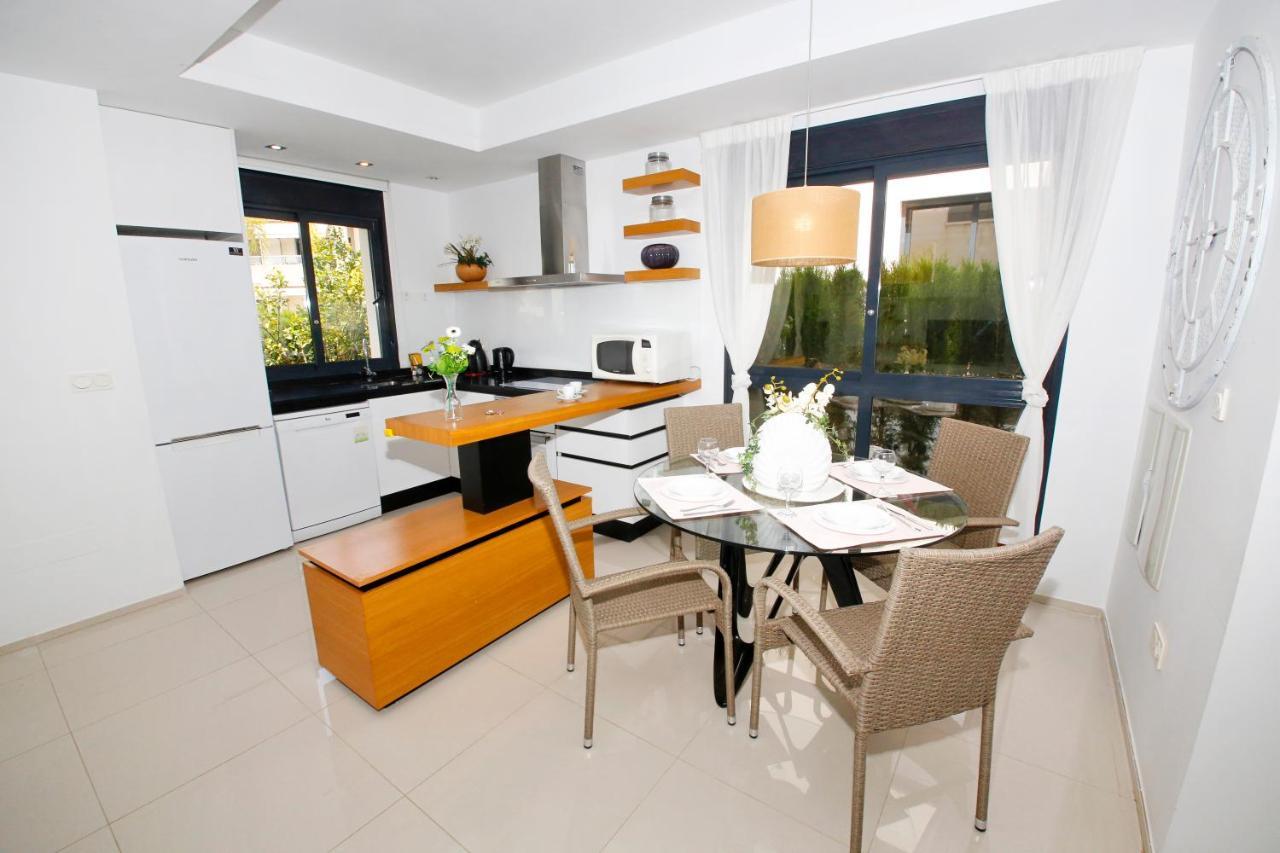 Fantastic Home With Ac, Pool And Bbq Rojales Exterior foto